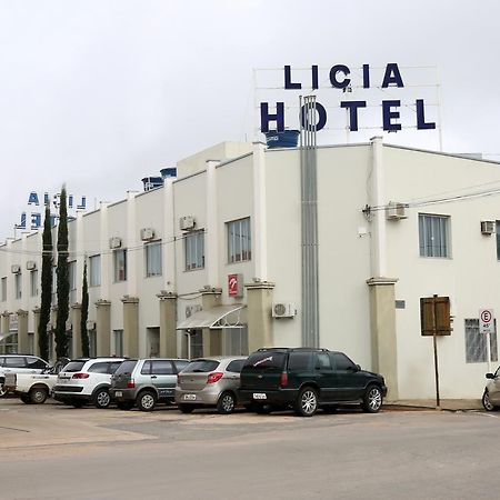 Licia Hotel Joao Pinheiro ภายนอก รูปภาพ