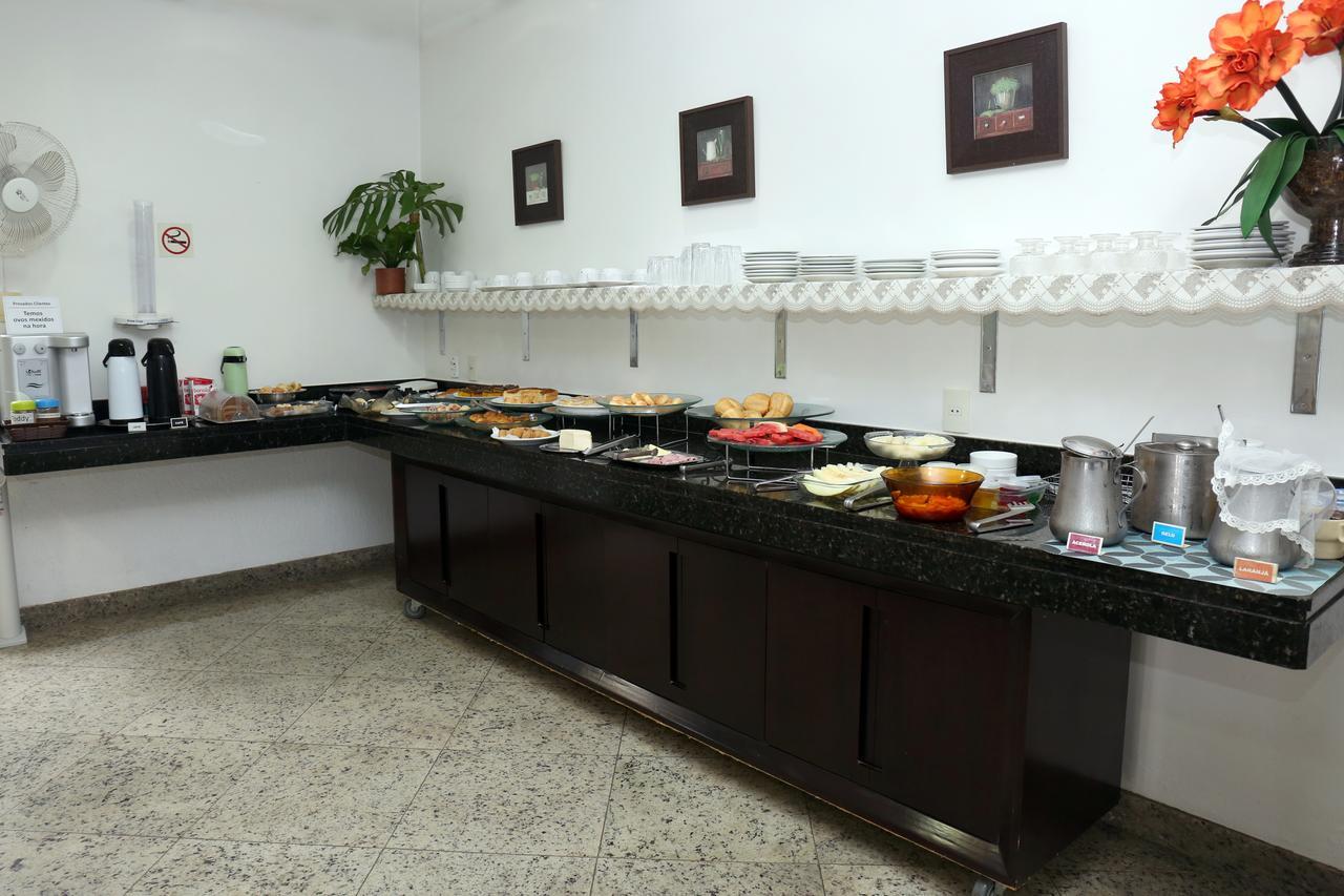 Licia Hotel Joao Pinheiro ภายนอก รูปภาพ