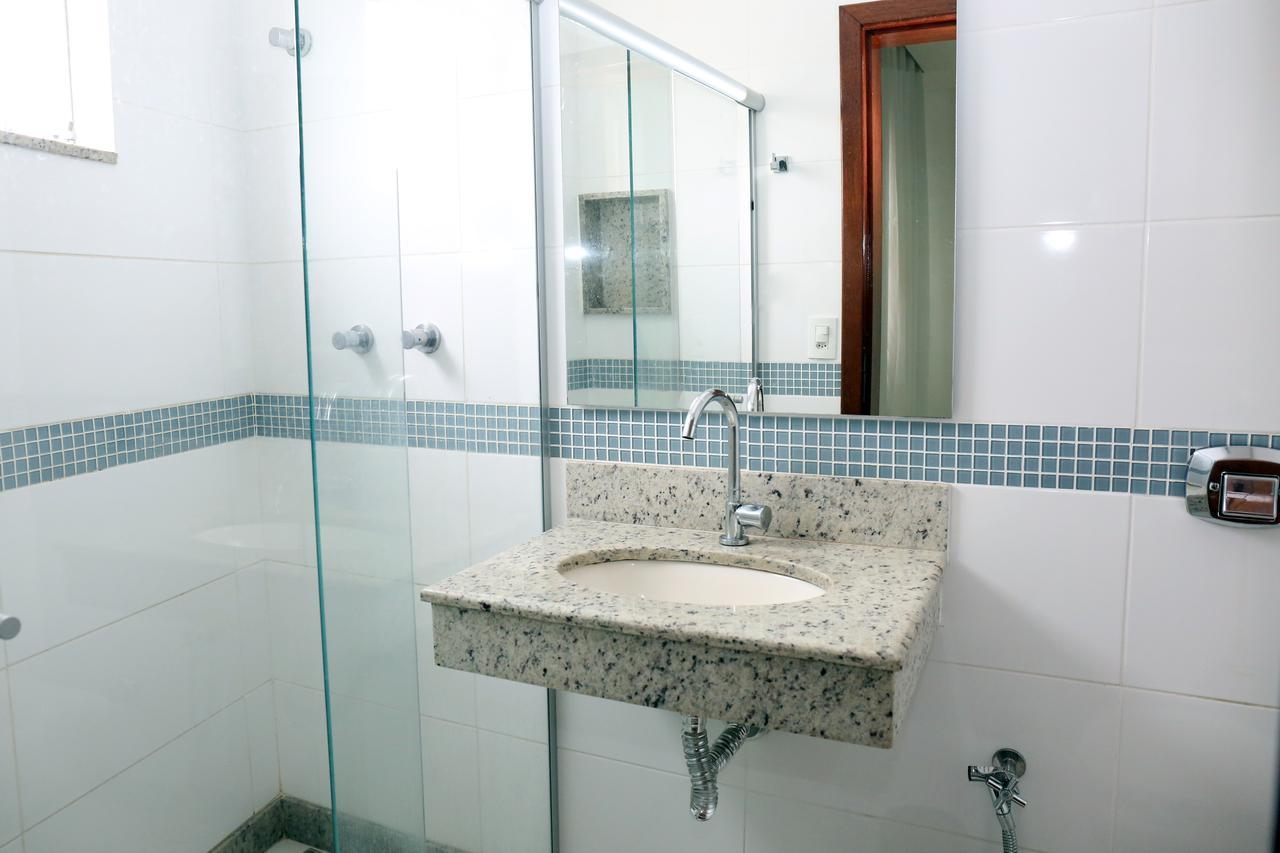 Licia Hotel Joao Pinheiro ภายนอก รูปภาพ