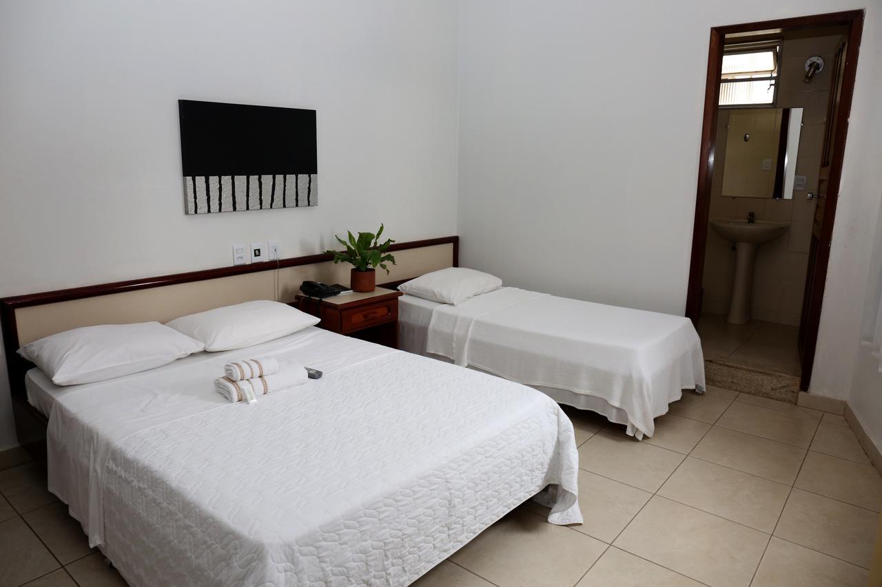 Licia Hotel Joao Pinheiro ภายนอก รูปภาพ